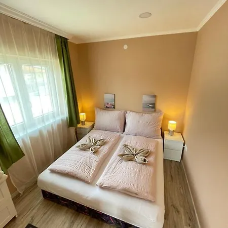 Apartment Lilla